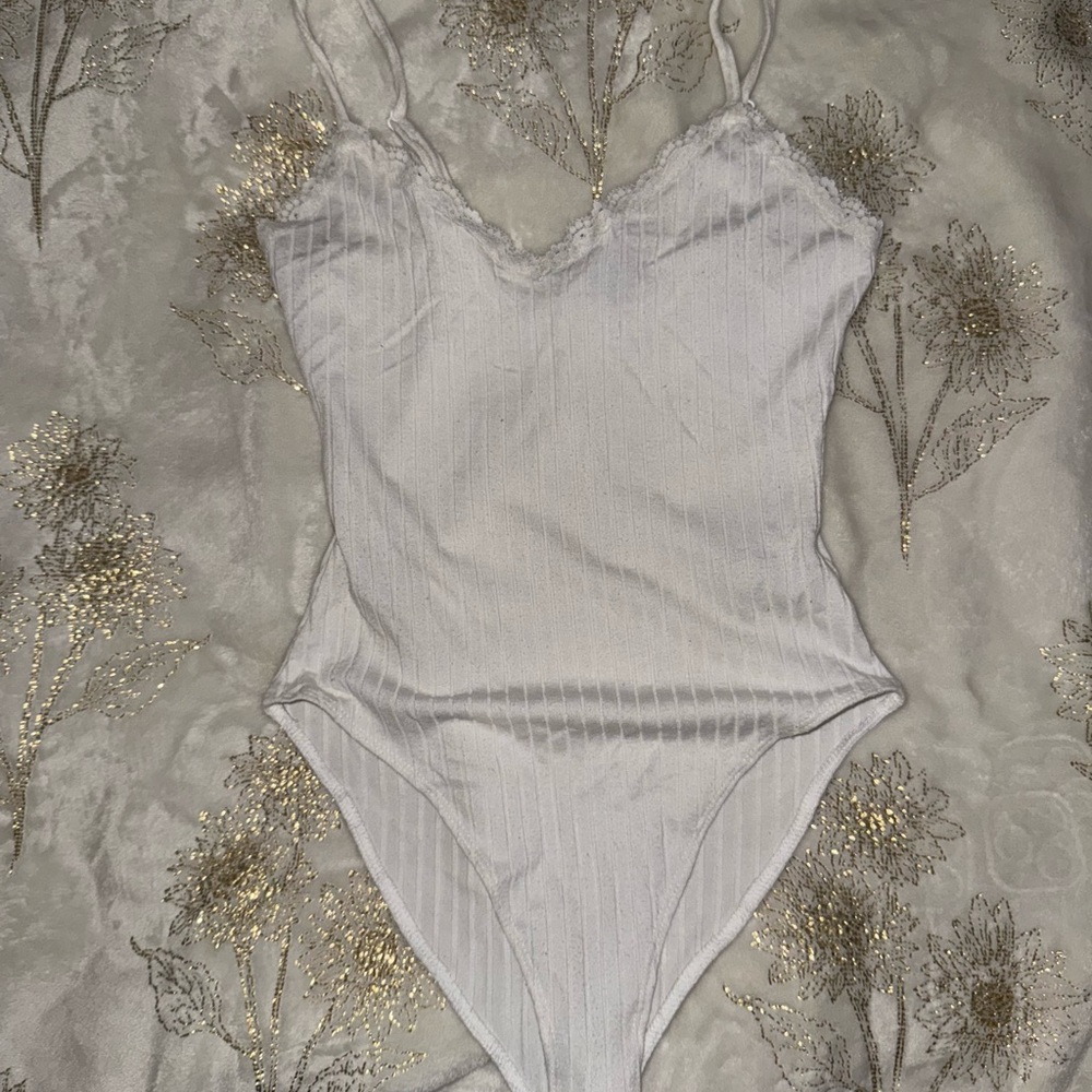 Forever 21 White Lace-Trim Bodysuit